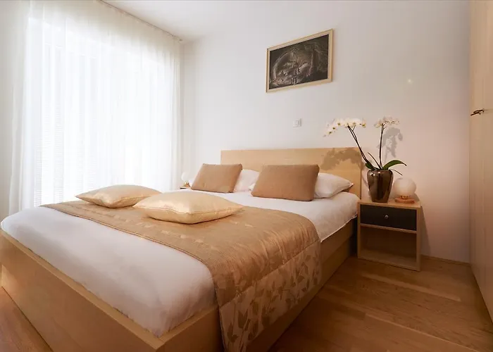 Postojna Cave Rooms&Apartments Proteus