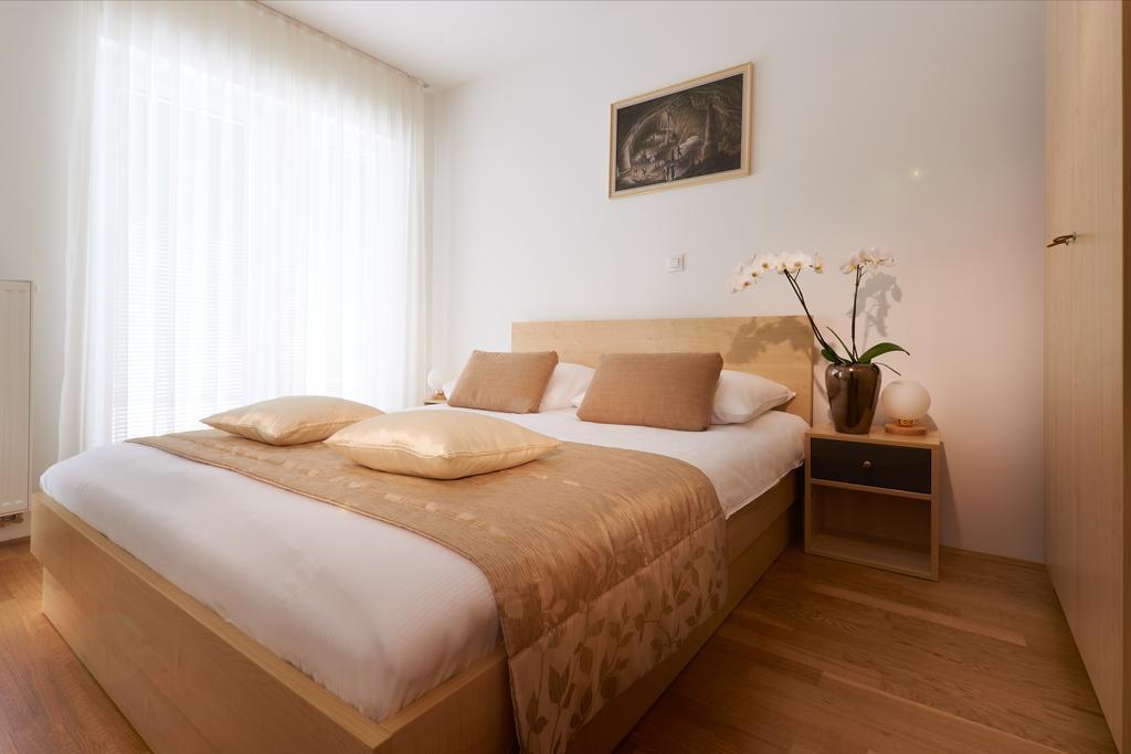 Cave Rooms&apartments Proteus 3* Postojna