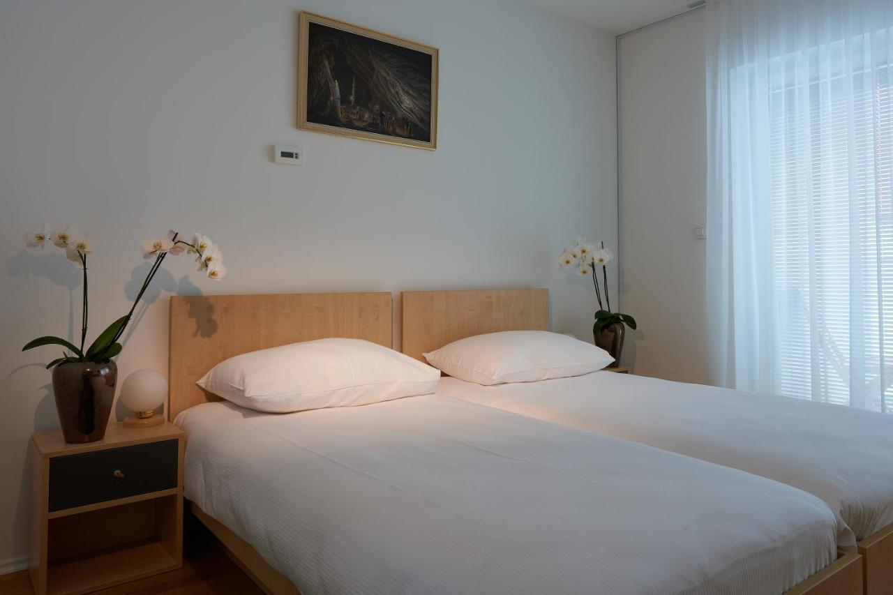 Hotel Cave Rooms&apartments Proteus 3*